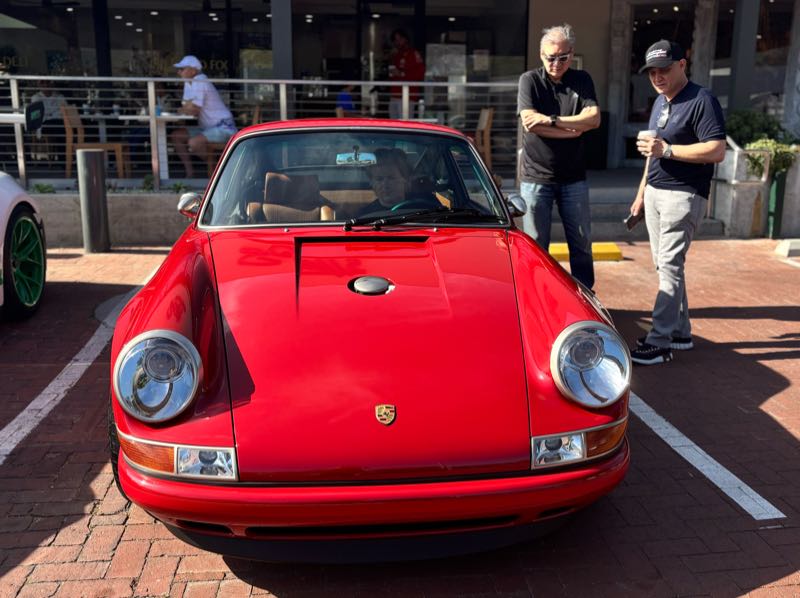 Porsche 911 spotted in Thousand Oaks