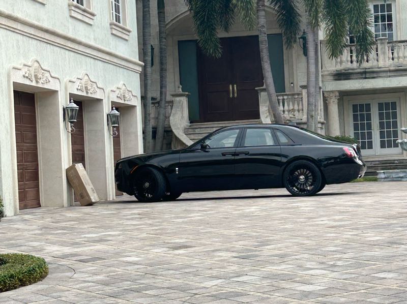 Rolls-Royce Ghost spotted in Largo