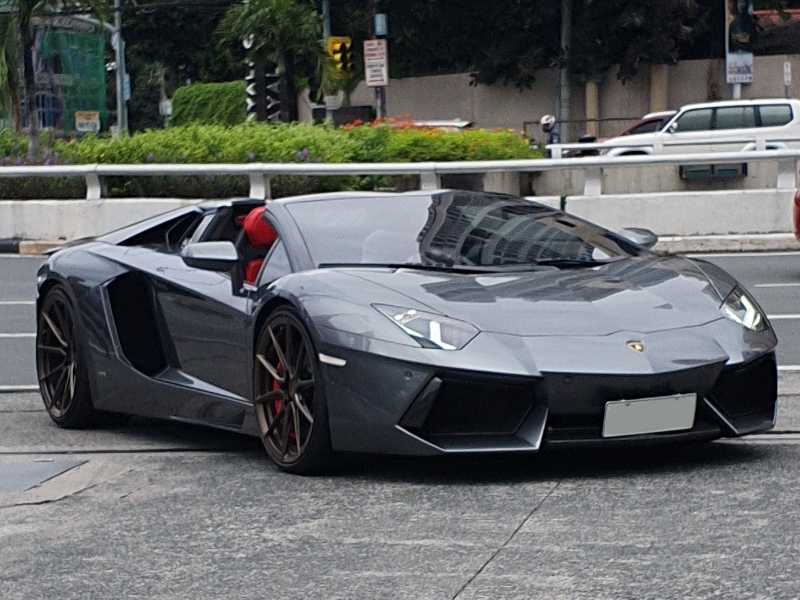 Lamborghini Aventador (2012) spotted in Makati City, Philippines