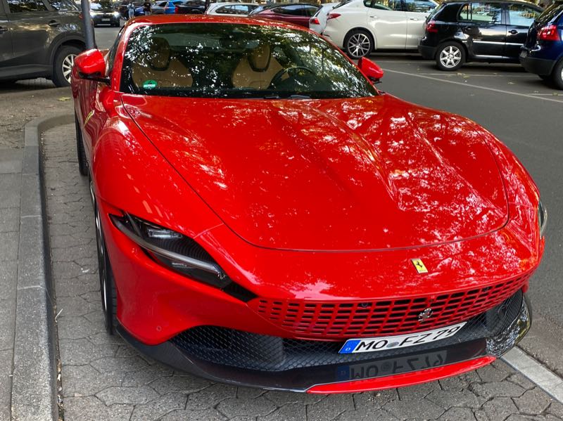 Ferrari Roma spotted in Hyères