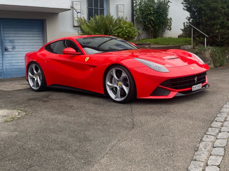 Ferrari F12berlinetta (2013) spotted in Zürich, Switzerland