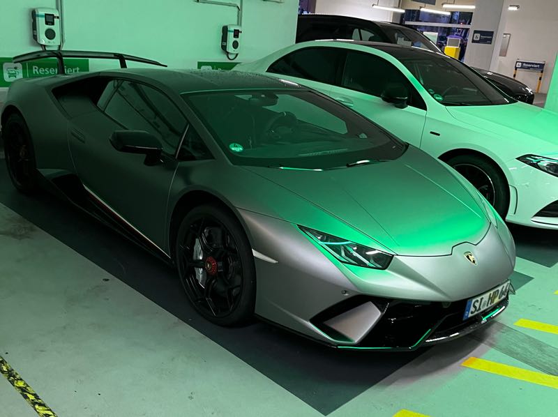 Lamborghini Huracán (2022) spotted in Köln, Germany