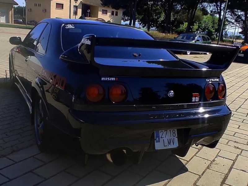 Nissan Skyline GT-R spotted in Zaragoza