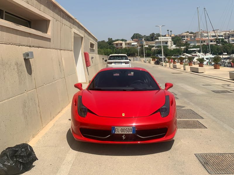 Ferrari 458 Italia spotted in Ragusa