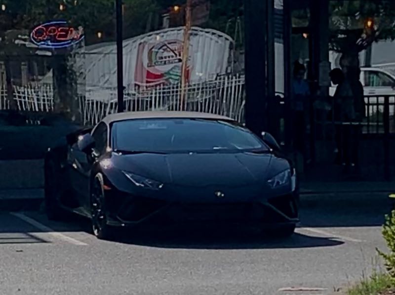 Lamborghini Huracán spotted in Coquitlam