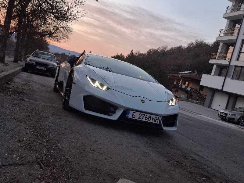 Lamborghini Huracán spotted in Bansko