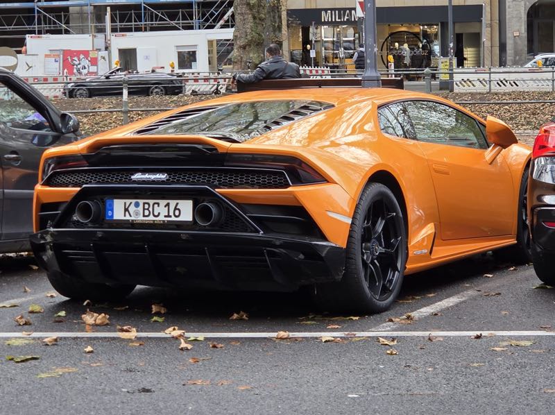 Lamborghini Huracán spotted in Tarbes
