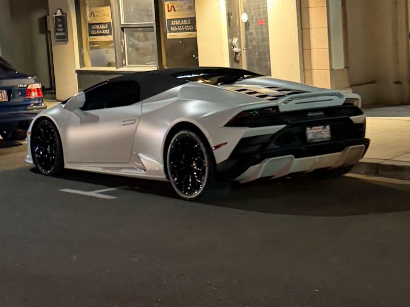 Lamborghini Huracán spotted in Kirkland