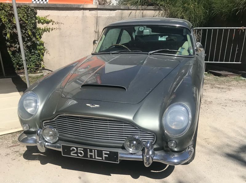 Aston Martin DB5 spotted in Angoulême