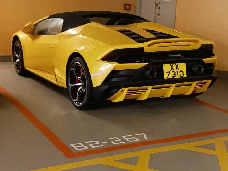 Lamborghini Huracán spotted in Tin Shui Wai