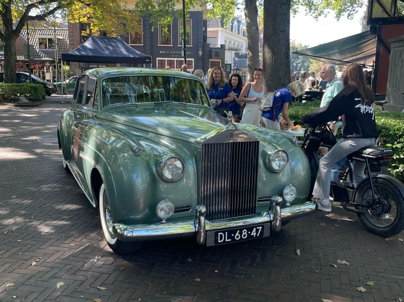 Rolls-Royce Silver Cloud spotted in Hilversum
