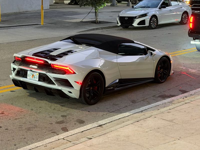 Lamborghini Huracán spotted in Maudaha