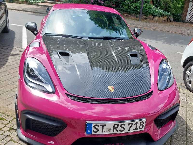 Porsche Cayman GT4 RS spotted in Osnabrück