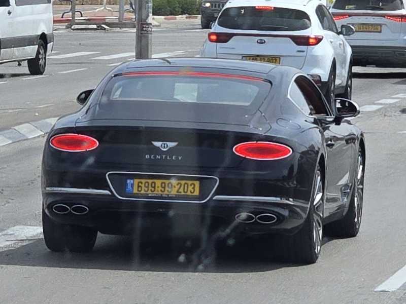 Bentley Continental GT spotted in Ashdod