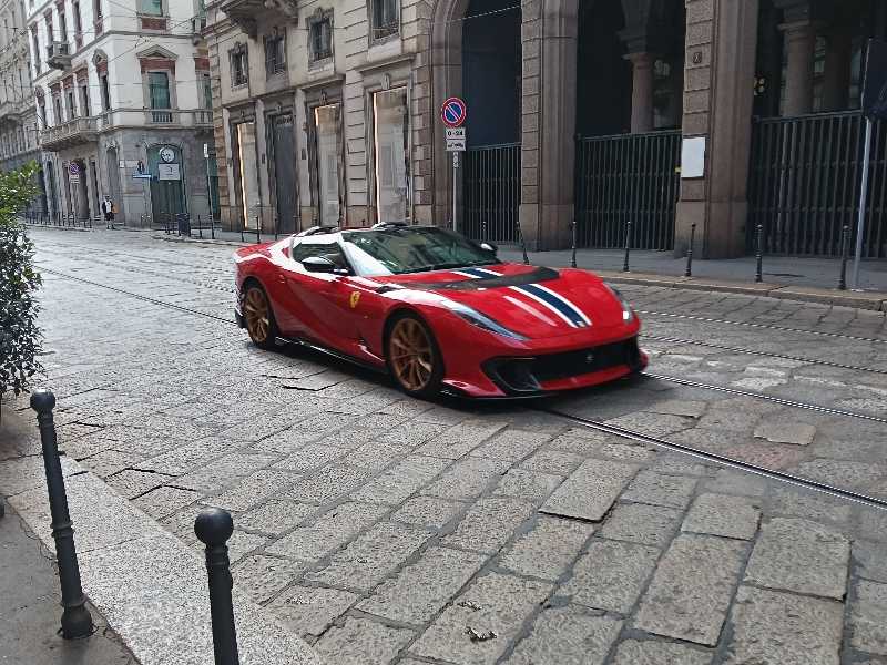 Ferrari 812 GTS spotted in Milan
