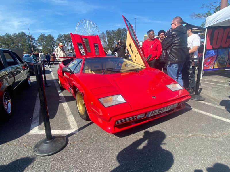 Lamborghini Countach spotted in Marietta