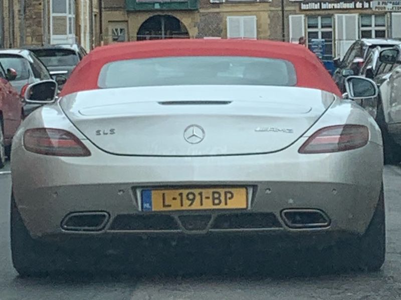 Mercedes-Benz SLS AMG spotted in Charleville-Mézières