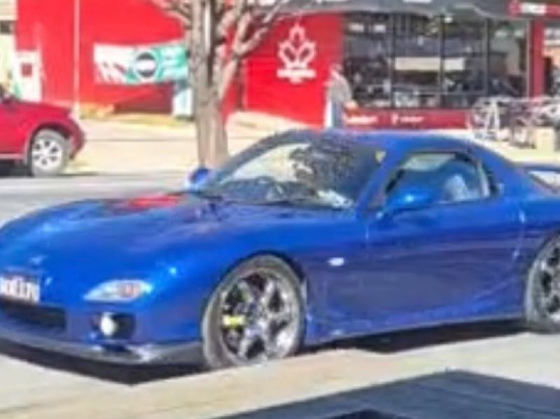 Mazda RX-7 spotted in Bright