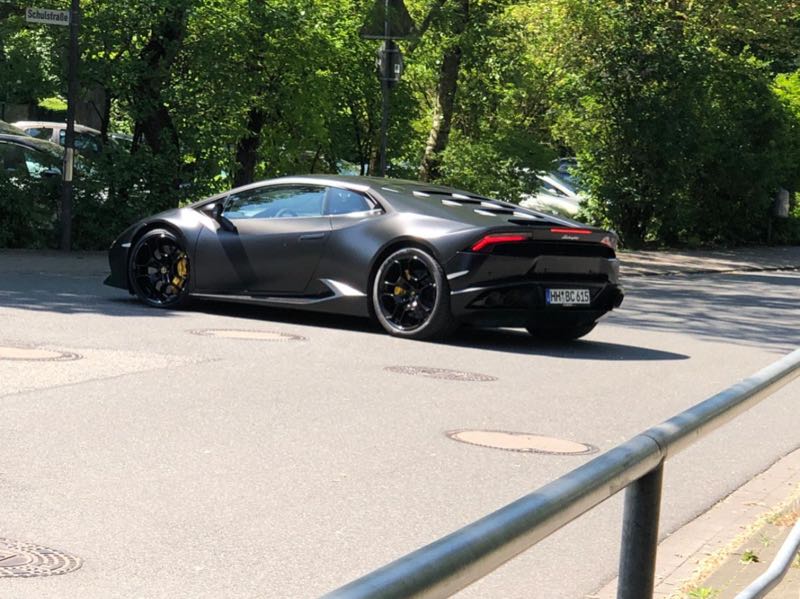 Lamborghini Huracán (2023) spotted in Hamburg, Germany