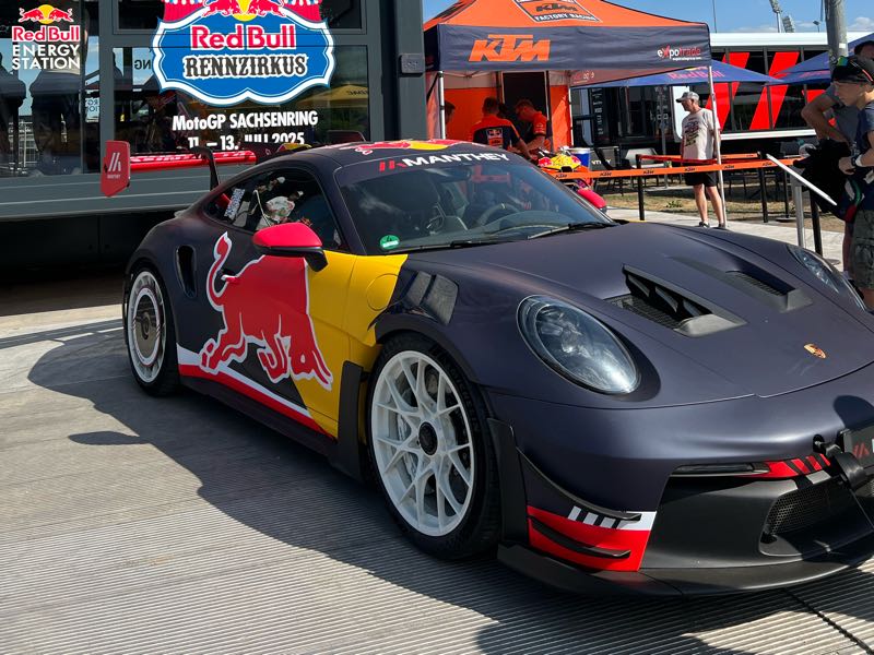 Porsche 911 GT2 RS spotted in Meuspath