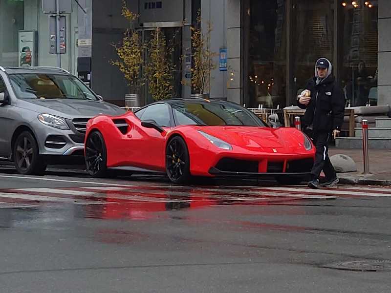 Ferrari 488 spotted in Kyiv