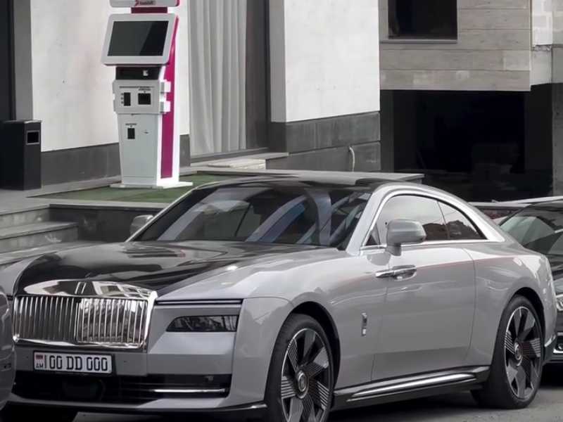 Rolls-Royce Spectre spotted in Yerevan