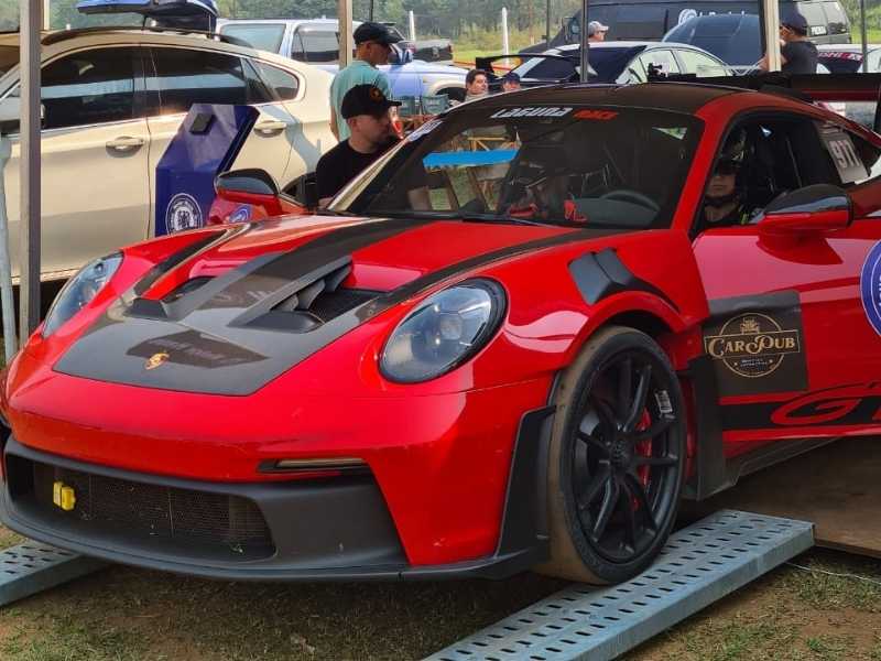 Porsche 911 GT3 (2024) spotted in Capiatá, Paraguay