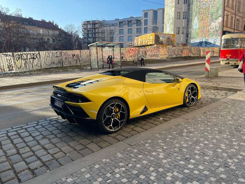 Lamborghini Huracán Spyder (2021) spotted in Leština u Světlé, Czechia