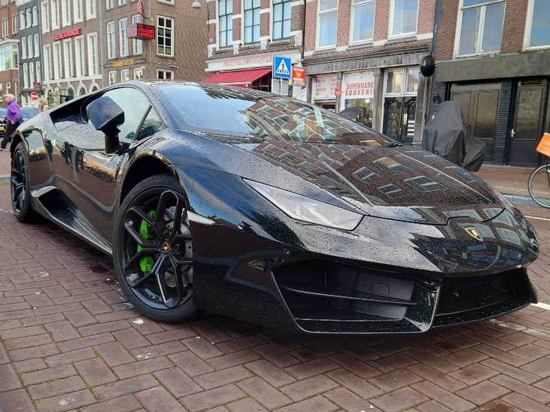 Lamborghini Huracán (2021) spotted in Malmö, Sweden