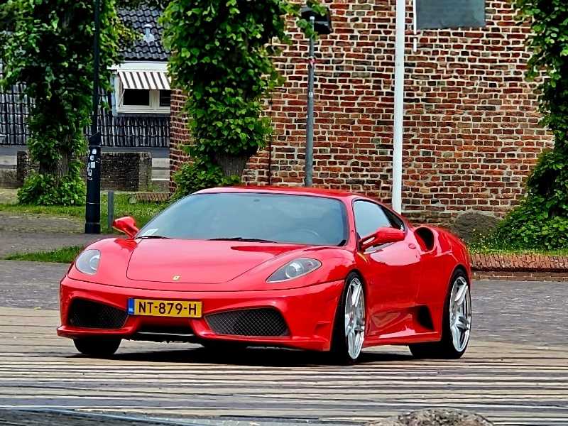 Ferrari 430 Scuderia spotted in Groningen