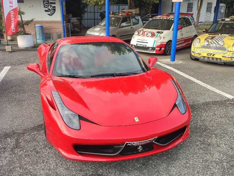 Ferrari 458 Italia spotted in Pavia