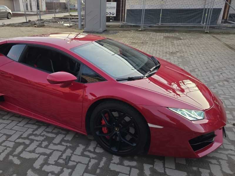 Lamborghini Huracán (2015) spotted in Gent, Belgium
