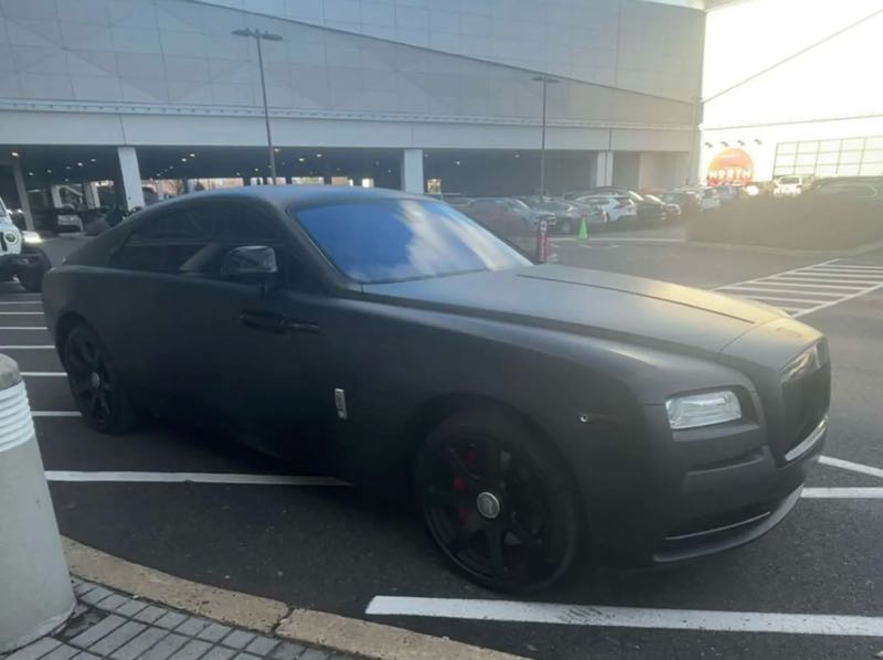 Rolls-Royce Wraith (2015) spotted in Philadelphia, United States