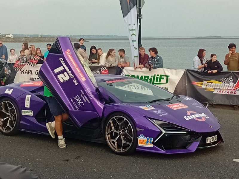 Lamborghini Essenza SCV12 spotted in Galway