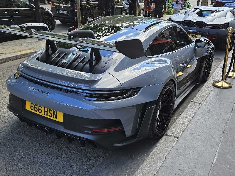 Porsche 911 GT3 RS spotted in Saint-Brieuc