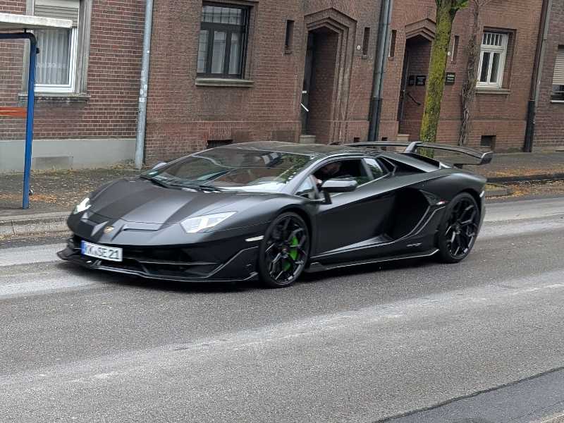 Lamborghini Aventador spotted in Viersen