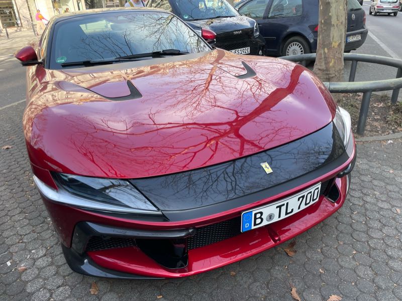 Ferrari 288 GTO spotted in Berlin