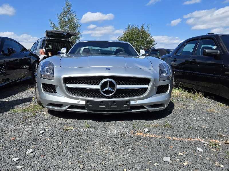 Mercedes-Benz SLS AMG spotted in Hattingen