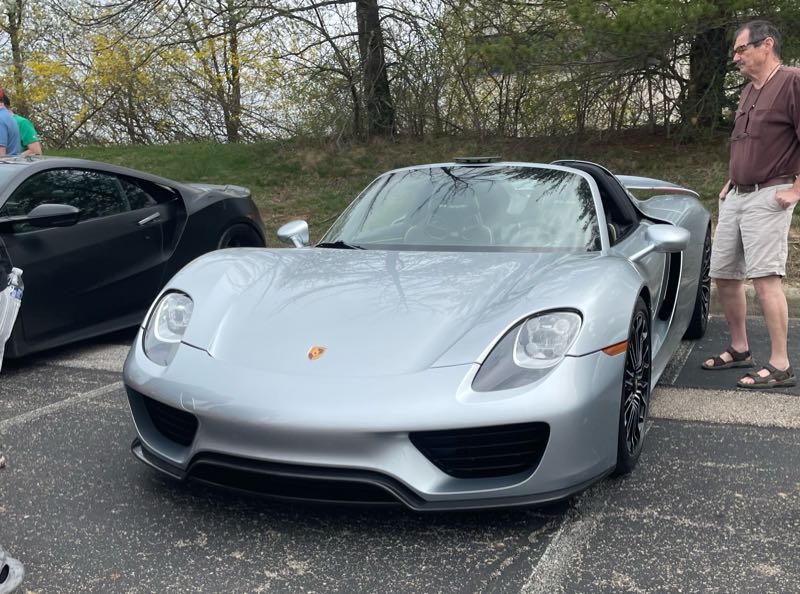 Porsche 918 Spyder (2015) spotted in Cincinnati, United States
