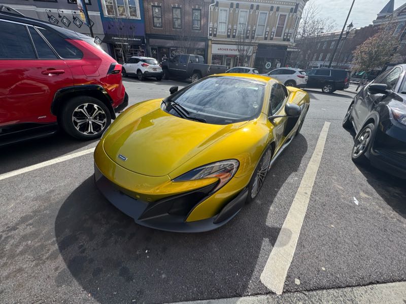 McLaren P1 spotted in Athens