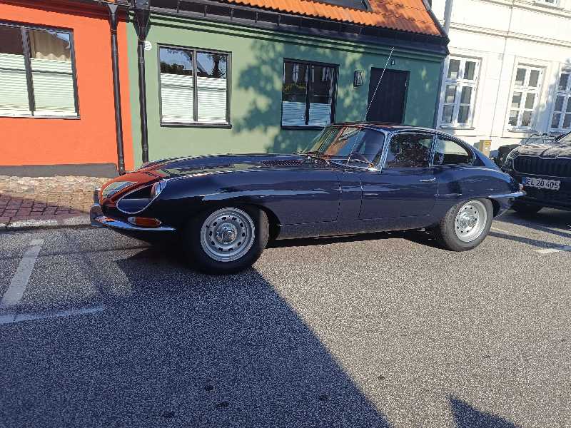 Jaguar E-Type spotted in Ystad