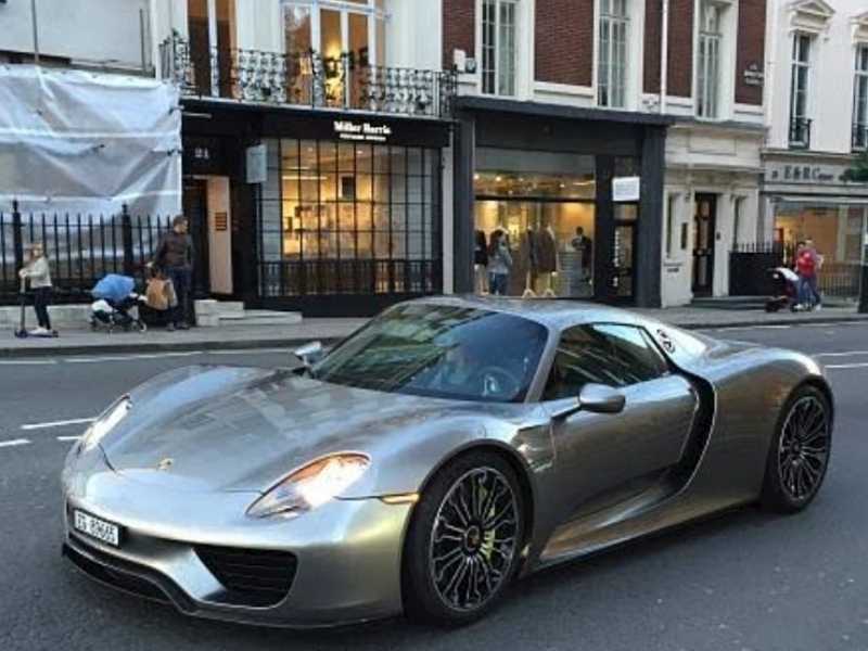 Porsche 918 Spyder (2024) spotted in London, United Kingdom