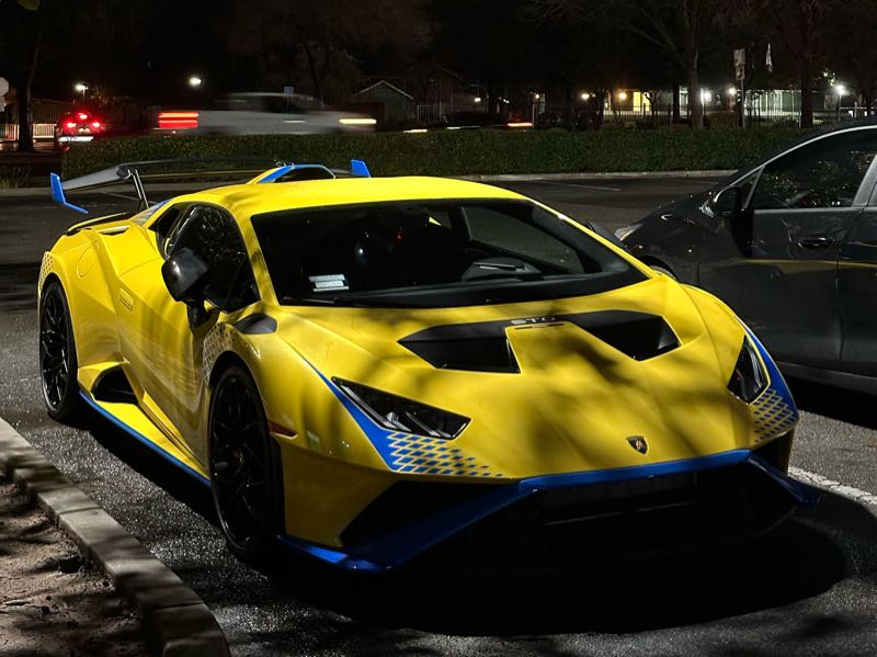 Lamborghini Huracán spotted in Fresno