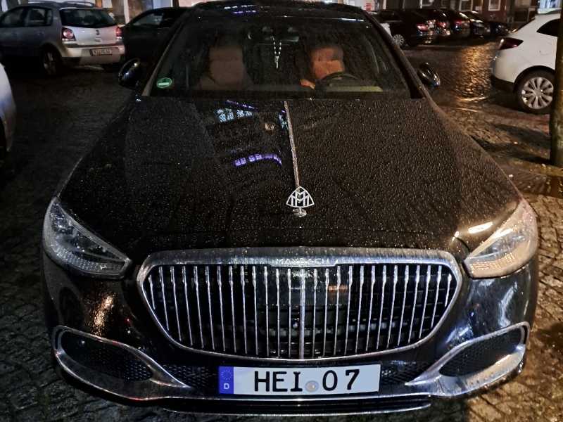 Maybach S-Class spotted in Hamburg