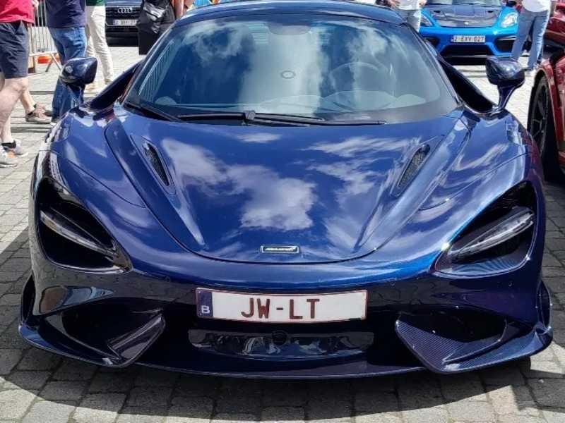 McLaren 720S (2017) spotted in Namur, Belgium