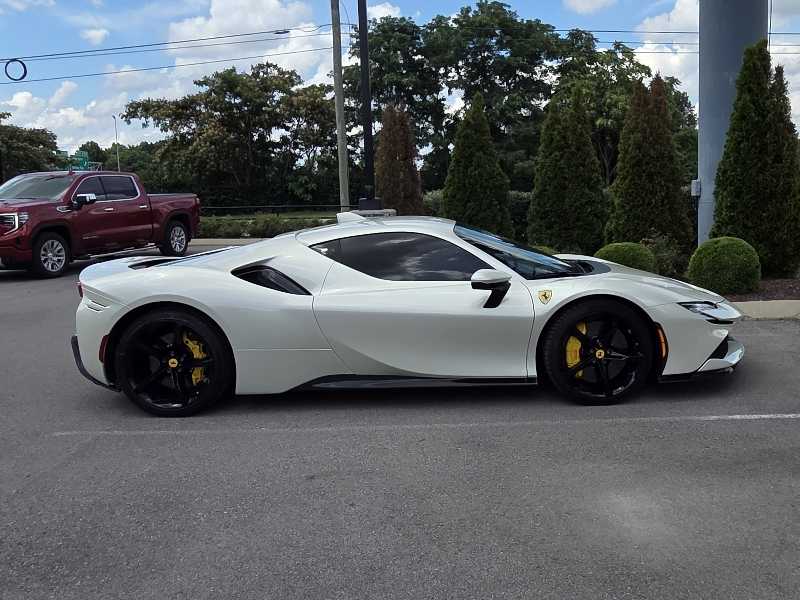 Ferrari SF90 Stradale (2020) spotted in Nashville, United States
