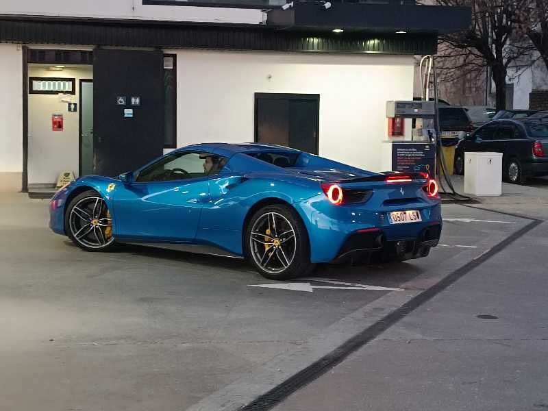 Ferrari 488 Spider spotted in Solsona