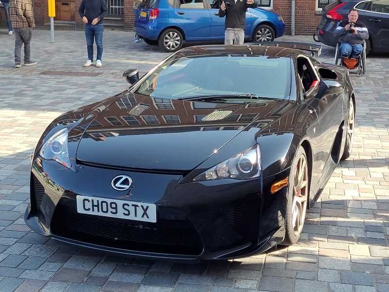 Lexus LFA spotted in Groningen