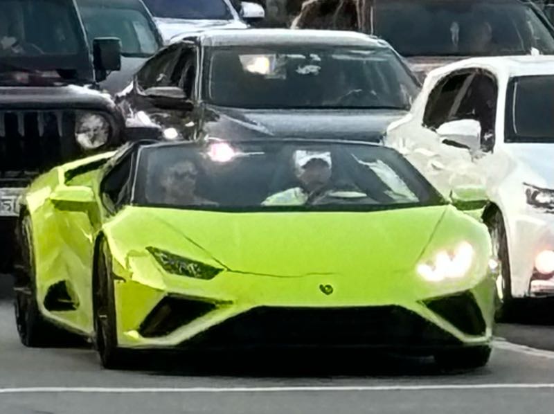 Lamborghini Huracán spotted in Anaheim