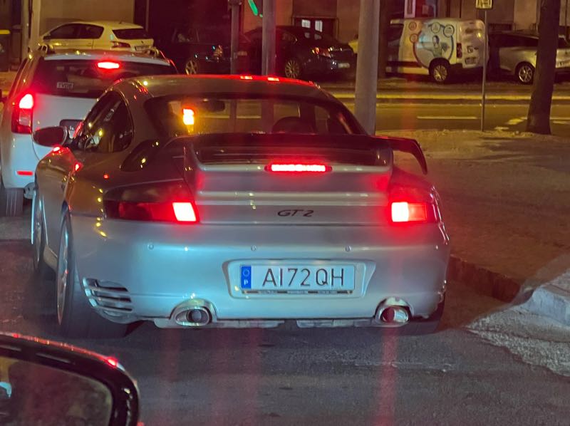 Porsche 911 GT2 spotted in Lisbon